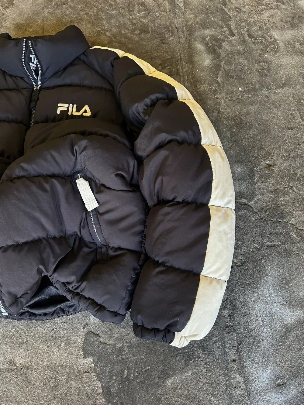 Fila × Japanese Brand × Vintage Vintage The North Face Nike Style Fila Puffer Jacket 90s Size US M / EU 48-50 / 2 - 2 Thumbnail