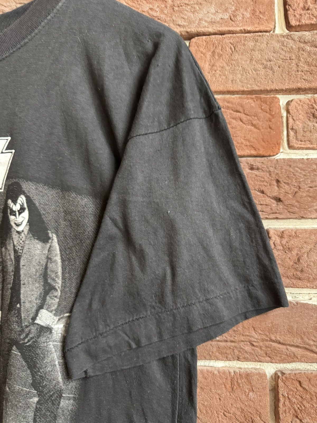 Band Tees Rare vintage 90s Kiss Dressed to Kill Rock Metal Band Tees Size US L / EU 52-54 / 3 - 4 Thumbnail
