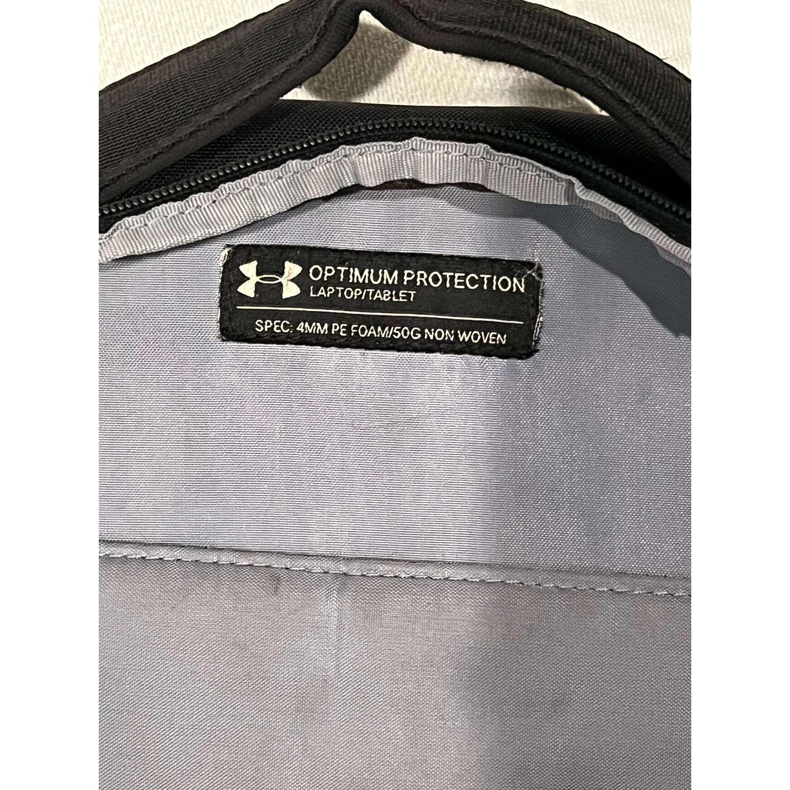 Under Armour Under Armour Storm Padded Computer Backpack Size 30 - 5 Thumbnail
