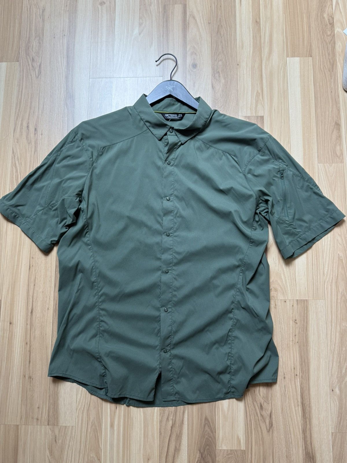 Arcteryx button up shirt
