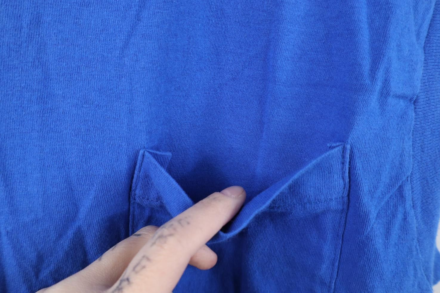 Vintage Vintage 90s Streetwear Cotton Muscle T-Shirt Pocket Blue USA Size US M / EU 48-50 / 2 - 7 Thumbnail