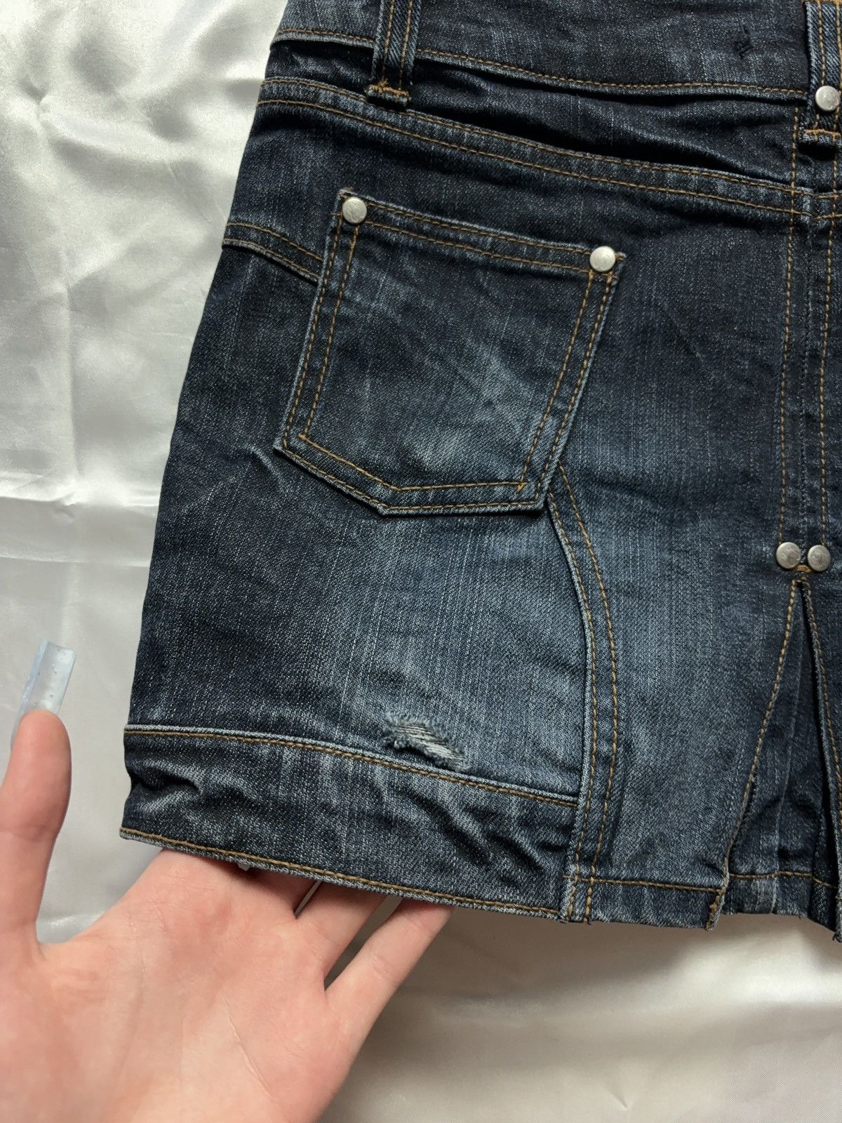 Japanese Brand × Vintage Angel devil Italian vintage washed denim mini skirt Size 27" / US 4 / IT 40 - 8 Thumbnail