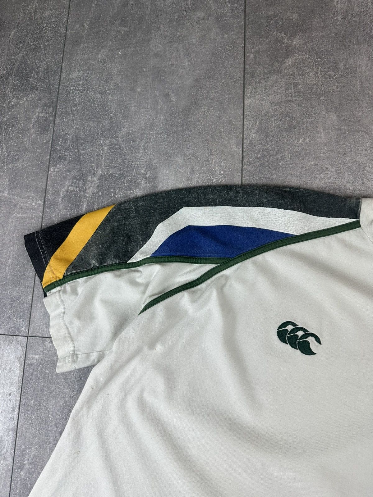 Canterbury of New Zealand Canterdury SA Rugby Union 2005/06 South Africa T-Shirt Size US XL / EU 56 / 4 - 5 Thumbnail