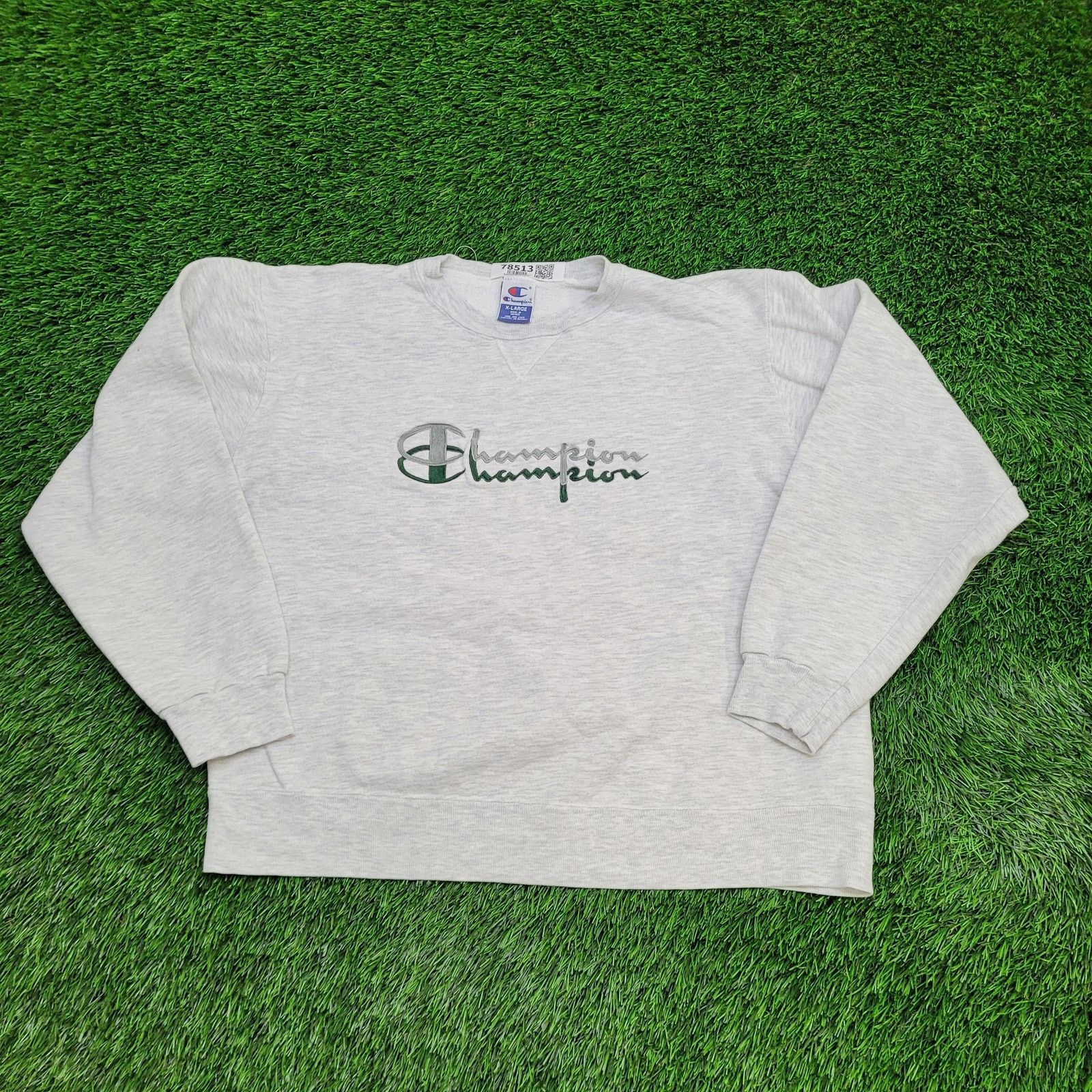 Champion VTG Y2K Champion Boxy Cropped Sweatshirt XL Script Spellout Size XL / US 12-14 / IT 48-50 - 1 Thumbnail
