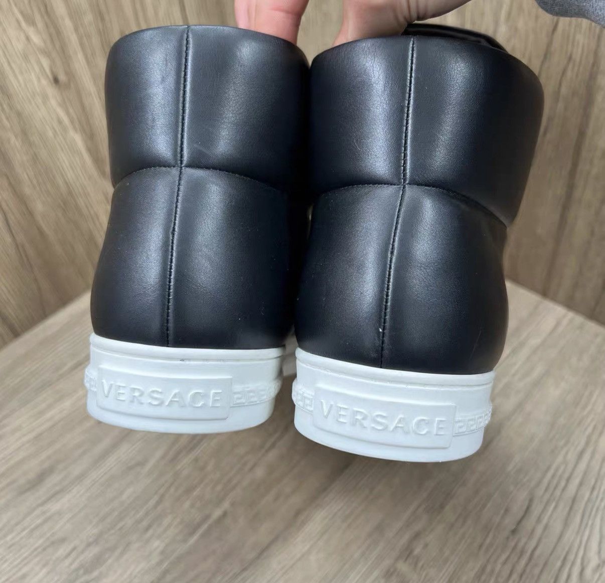 Versace Versace Black Medusa Sneakers J41 Size US 8 / EU 41 - 4 Thumbnail