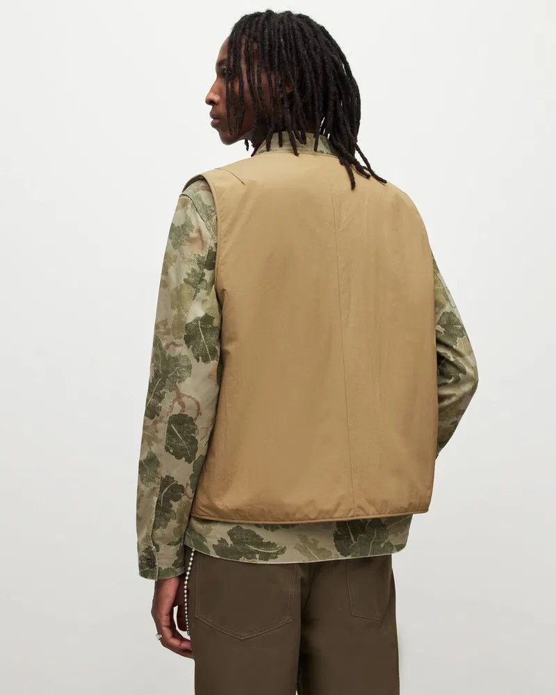 Allsaints !DS! SS23 Allsaints Vibo Reversible Technical Beige Vest Size US M / EU 48-50 / 2 - 3 Thumbnail