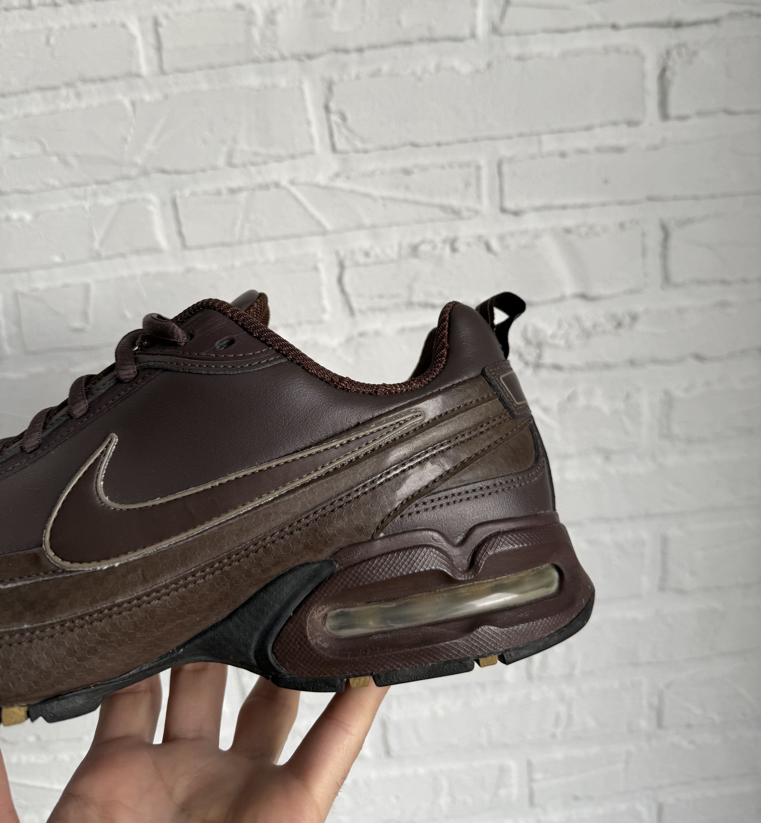 Nike Vintage 2007 OG Nike brown sneakers dad shoes Size US 10.5 / EU 43-44 - 13 Thumbnail