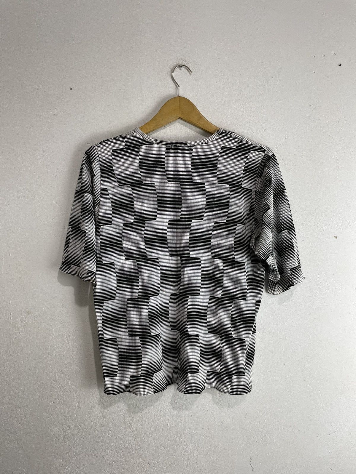 Issey Miyake Pavone Japanese Pleates Boxy tee 'issey style' Size US M / EU 48-50 / 2 - 9 Thumbnail
