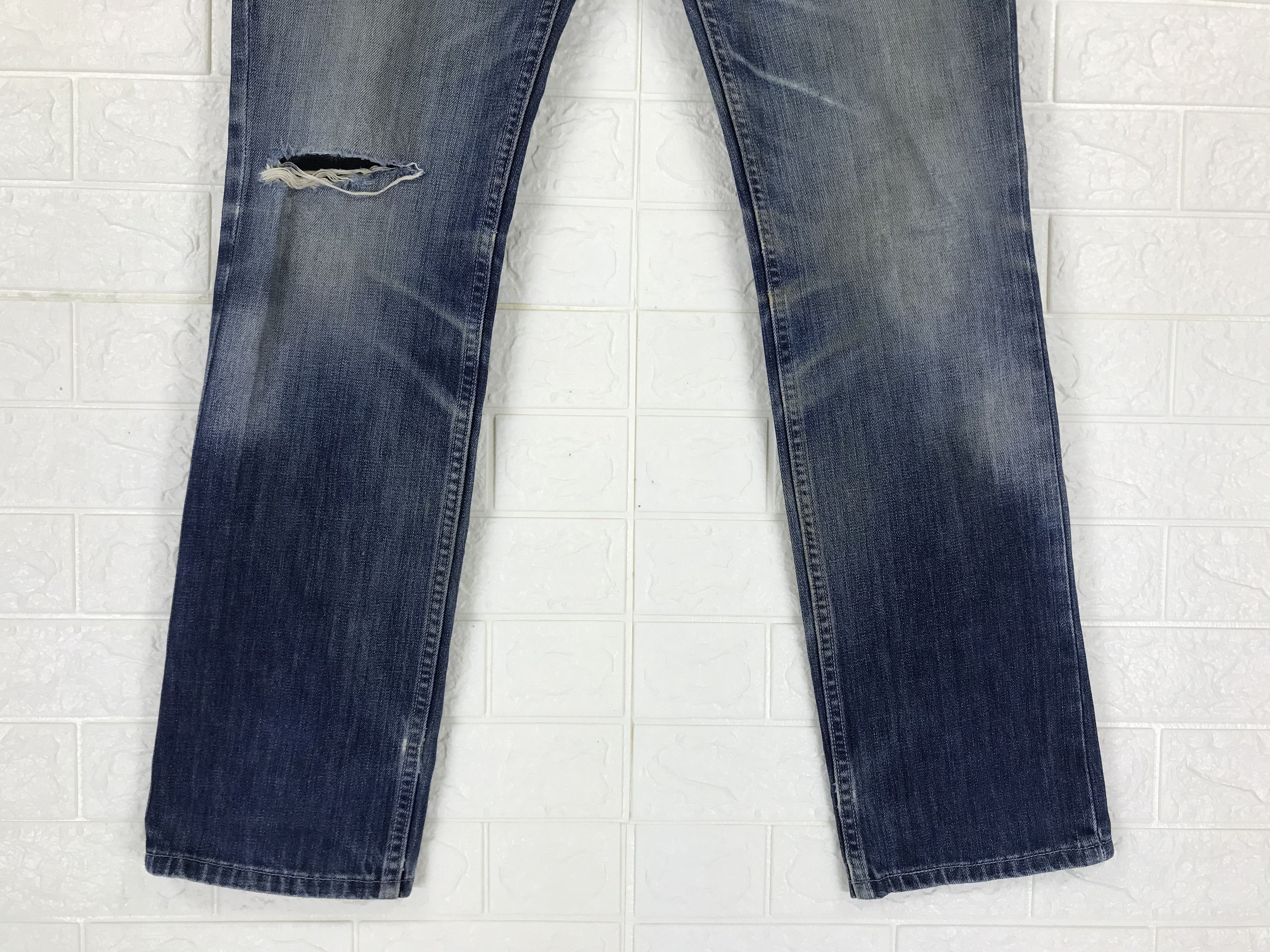 Levi's Vintage Levi's 511 Buckle Back Jeans Distressed Denim Size US 32 / EU 48 - 8 Thumbnail