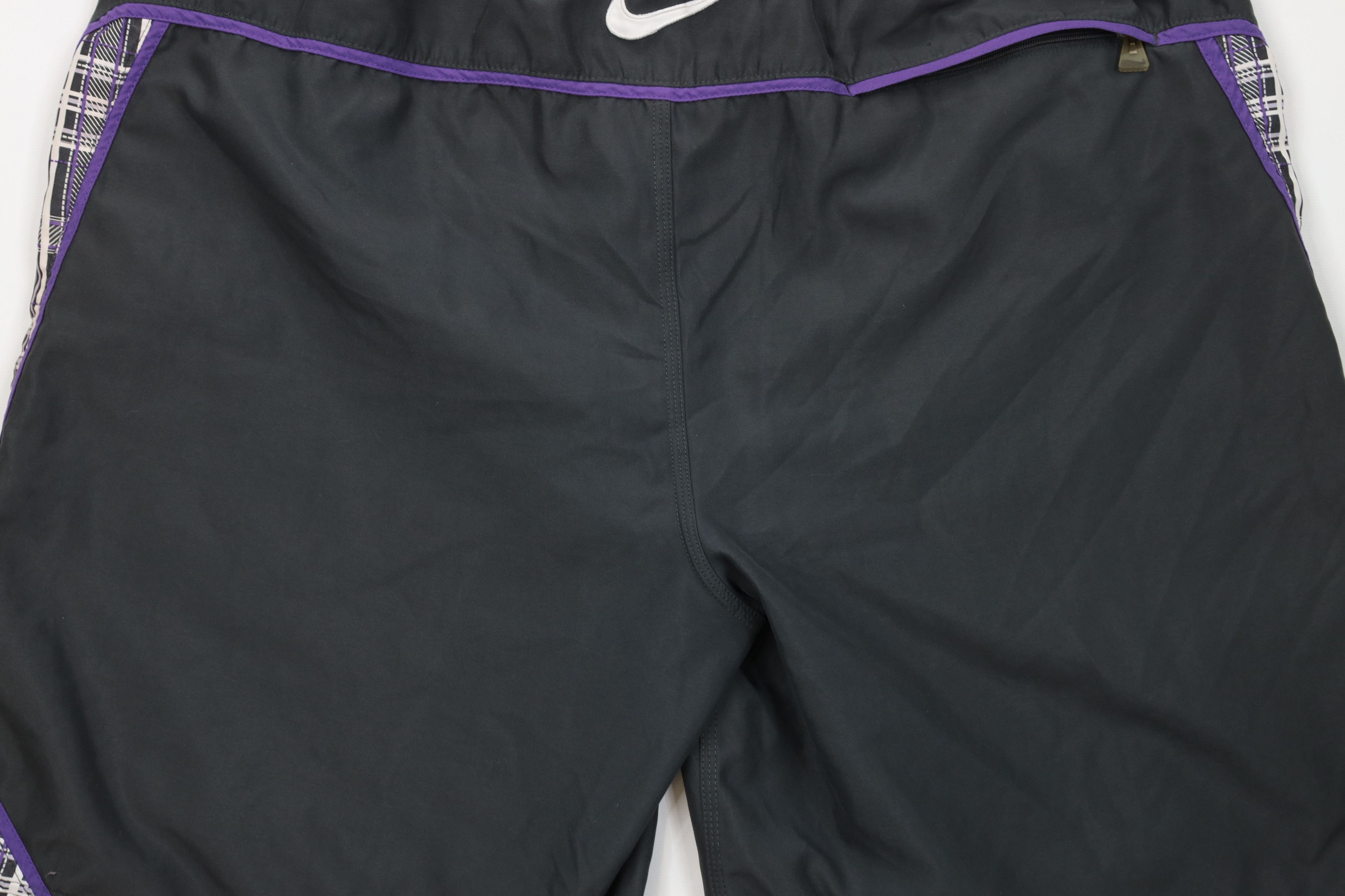 Vintage Vintage Y2K Travis Scott Mini Swoosh Lined Shorts Trunks Size US 34 / EU 50 - 12 Thumbnail