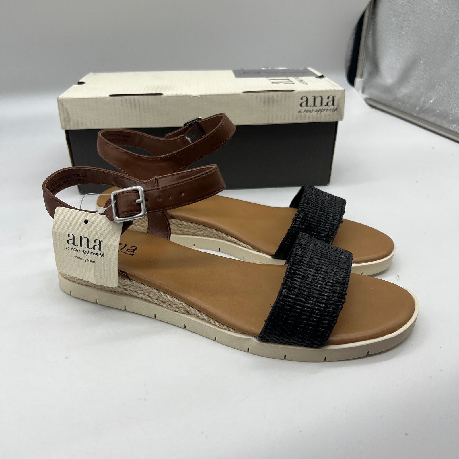 Other a.n.a Liah Women's Sandals Flat Ankle Strap Size US 11 / IT 41 - 3 Thumbnail