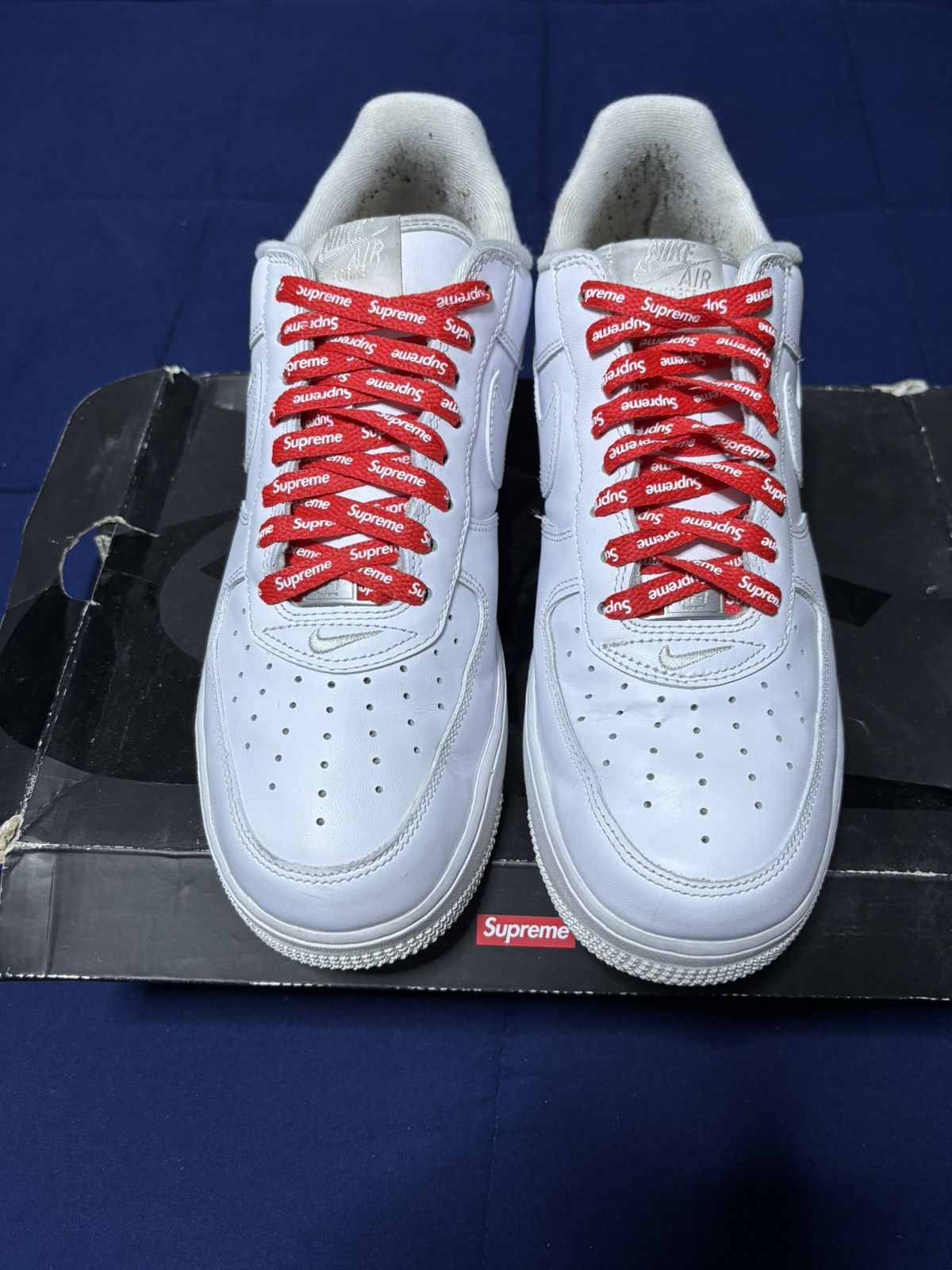 Nike Supreme x Nike Air Force 1 Low Box Logo White 2020 Size 9.5 Size US 9.5 / EU 42-43 - 1 Thumbnail