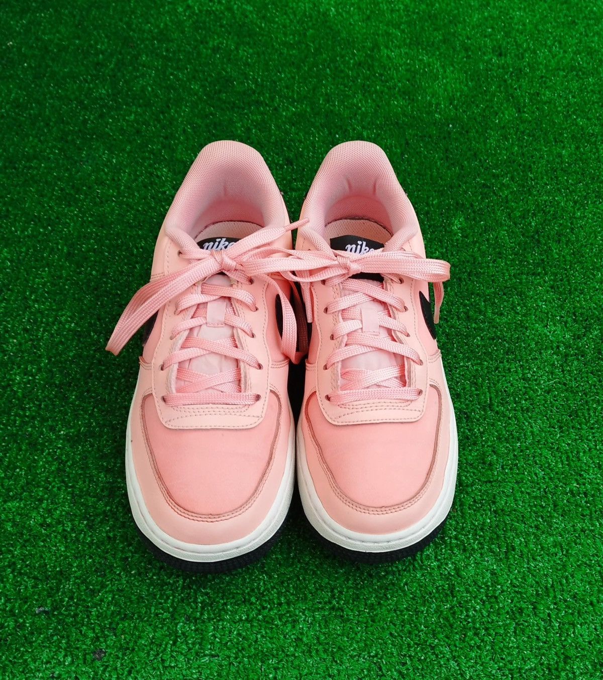 Nike Nike Air Force 1 VDay Size US 6 / IT 36 - 2 Thumbnail