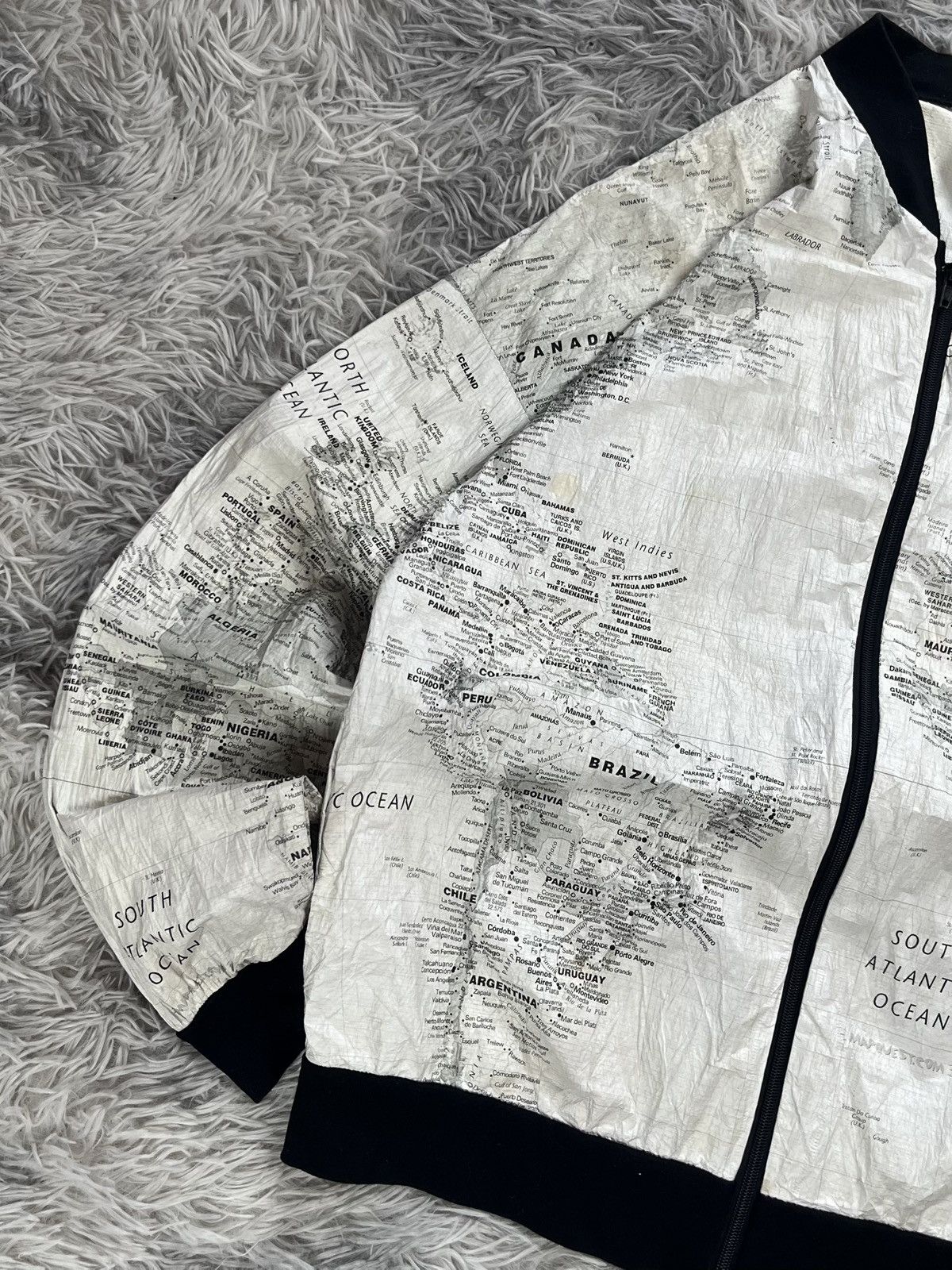 Vintage Vintage world map Kurt cobain jacket Size US S / EU 44-46 / 1 - 5 Thumbnail