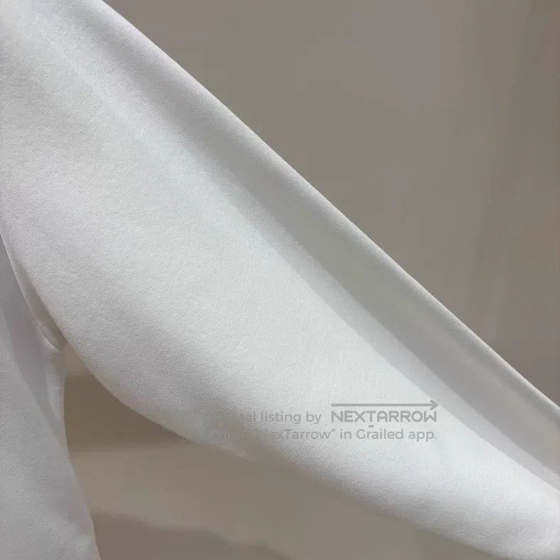 Louis Vuitton Louis Vuitton White chest logo zipper sweatshirt Size US S / EU 44-46 / 1 - 4 Thumbnail