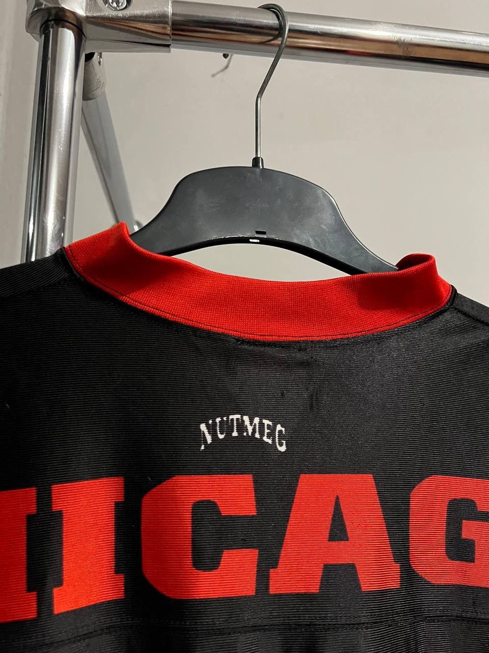 Nutmeg RARE! 90’S NBA CHICAGO BULLS OVER PRINT BASKETBALL JERSEY L Size US L / EU 52-54 / 3 - 17 Thumbnail