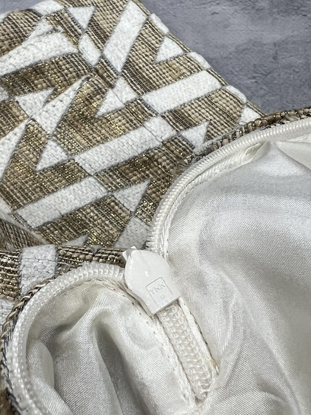 Valentino Valentino VLOGO Gold White Monogram Mini Skirt Skort Sz 42 Size 28" / US 6 / IT 42 - 10 Thumbnail