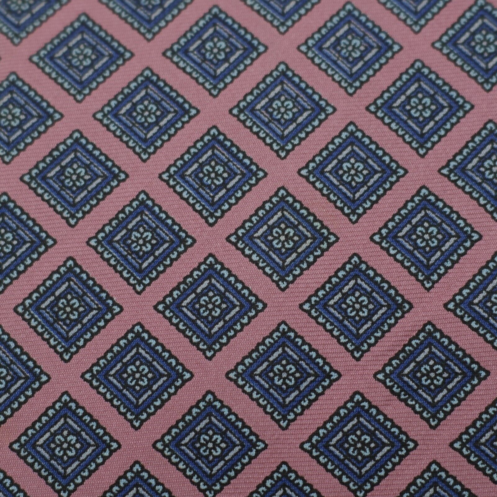 Bert Pulitzer Bert Pulitzer Pink Blue Geometric Print Short Silk Tie Size ONE SIZE - 2 Thumbnail