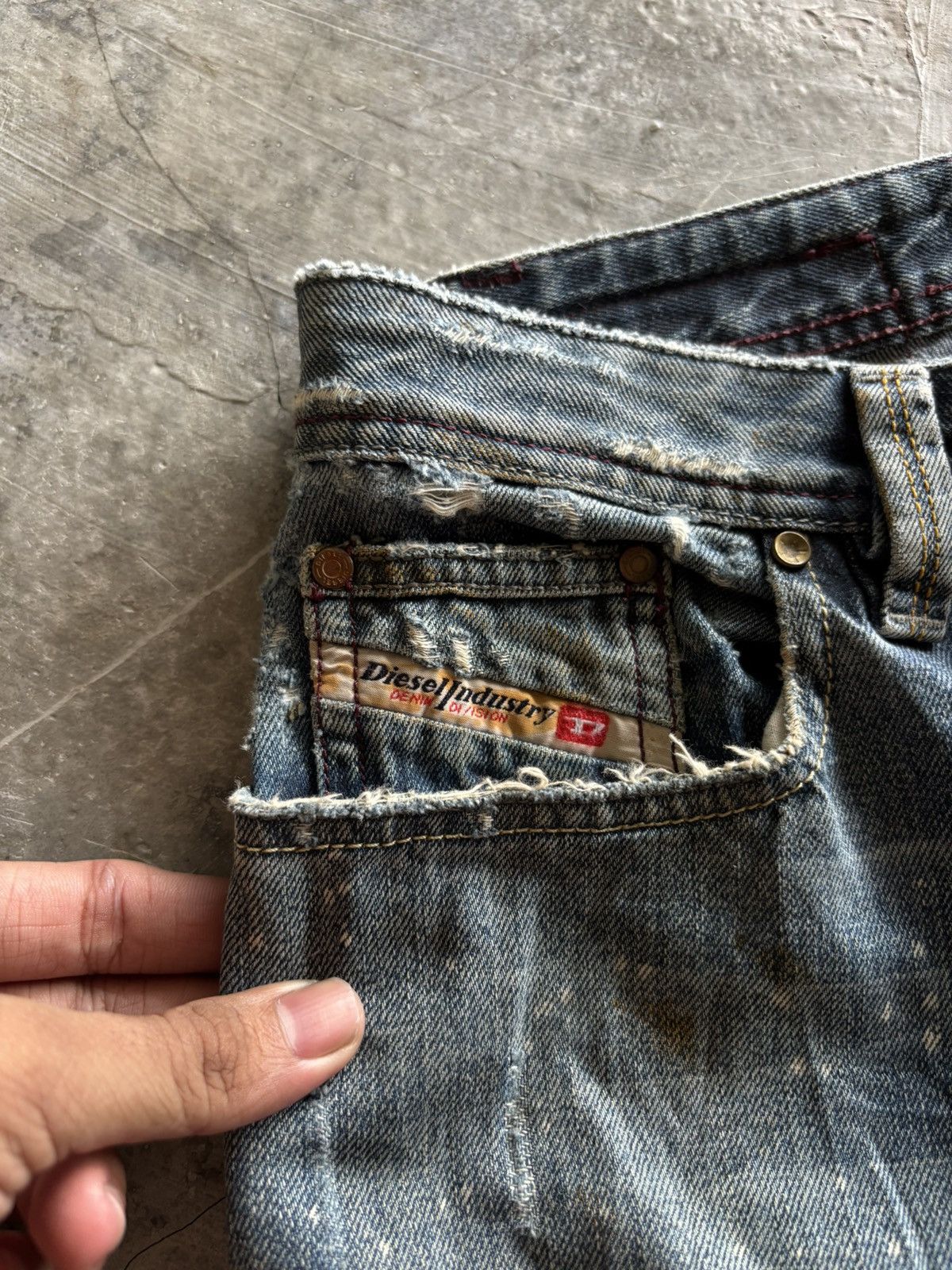 Diesel DIESEL distressed jeans rusty wash splatter punk grunge goth Size US 29 - 9 Thumbnail