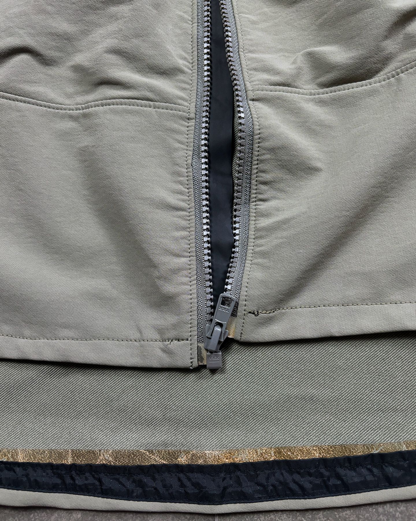 Arc'teryx Arcteryx Leaf Gamma LT Jacket Crocodile Vintage Size US M / EU 48-50 / 2 - 6 Thumbnail