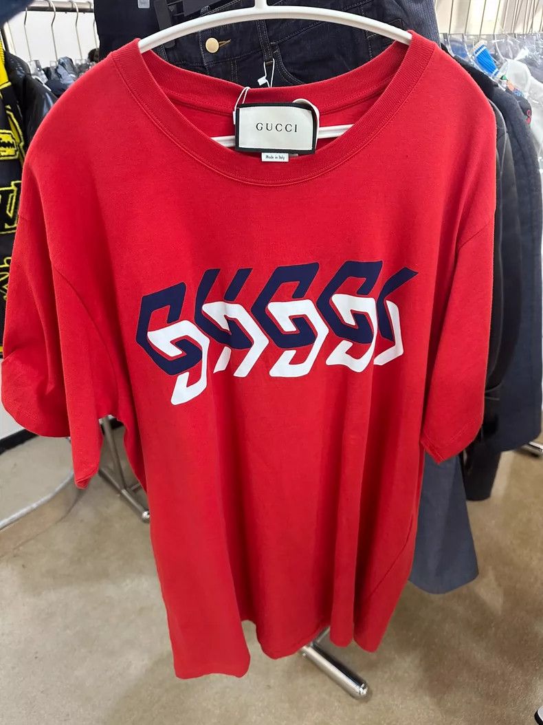 Gucci Gucci Red short-sleeved T-shirt Size US M / EU 48-50 / 2 - 1 Thumbnail