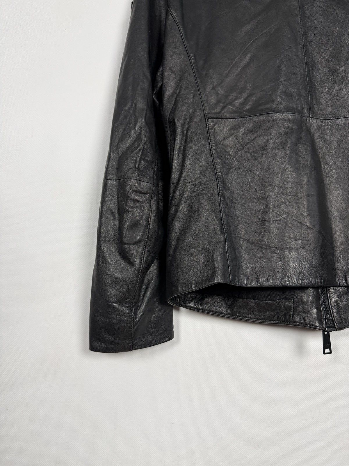 Emporio Armani Emporio Armani Leather Jacket Full Zip Biker Style Size 50 Size US S / EU 44-46 / 1 - 14 Thumbnail