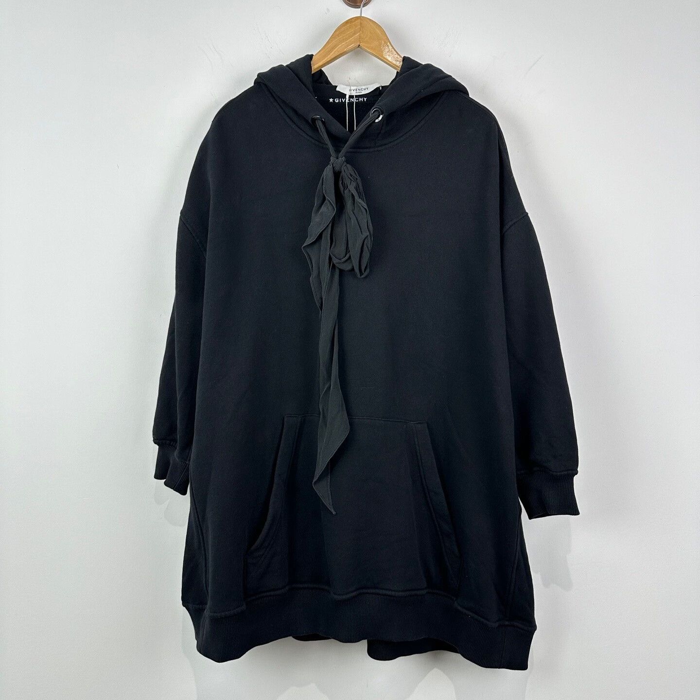 Givenchy Givenchy Lace Hoodie with Drawstring Size XS / US 0-2 / IT 36-38 - 1 Thumbnail