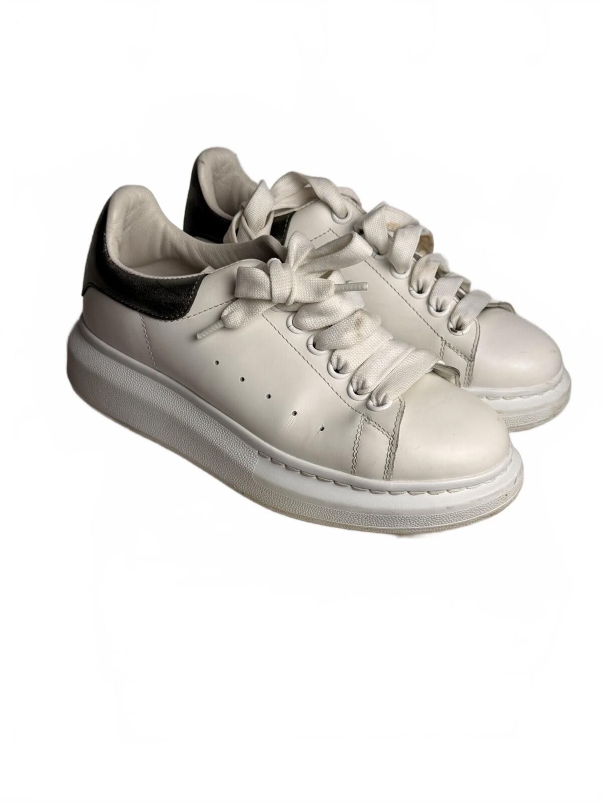 Alexander McQueen Alexander McQueen Oversized Sneakers White Metallic Silver Size US 8 / EU 41 - 1 Thumbnail