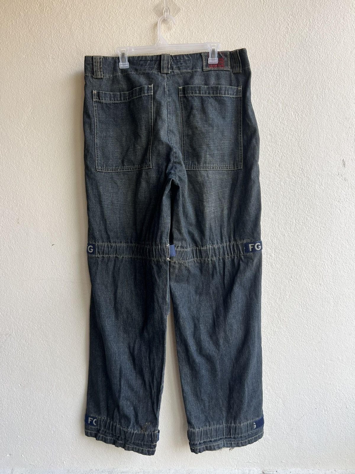 Marithe + Francois Girbaud 90s MFG Dirty Mud Stains Denim Blue Strap Bondage Jeans Size US 36 / EU 52 - 3 Thumbnail