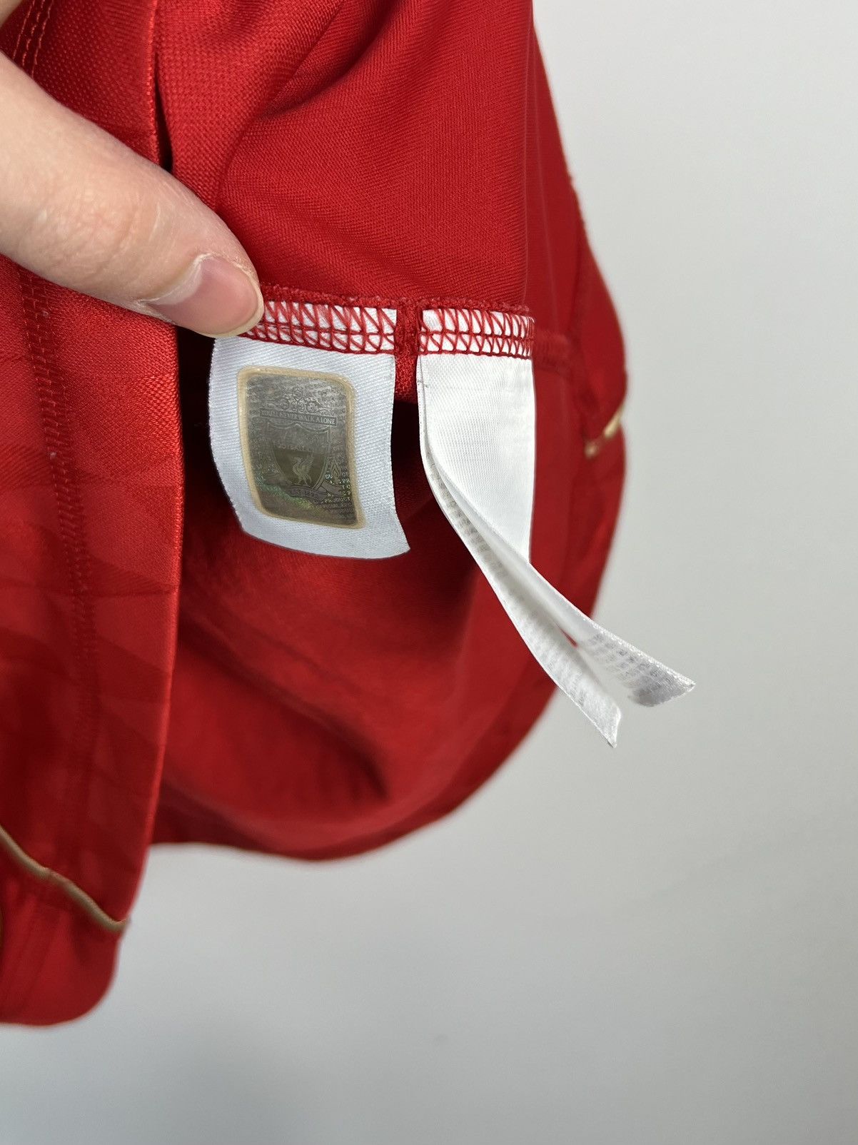 Adidas × Vintage Adidas Liverpool 2010/2012 Soccer Jersey Size US M / EU 48-50 / 2 - 4 Thumbnail