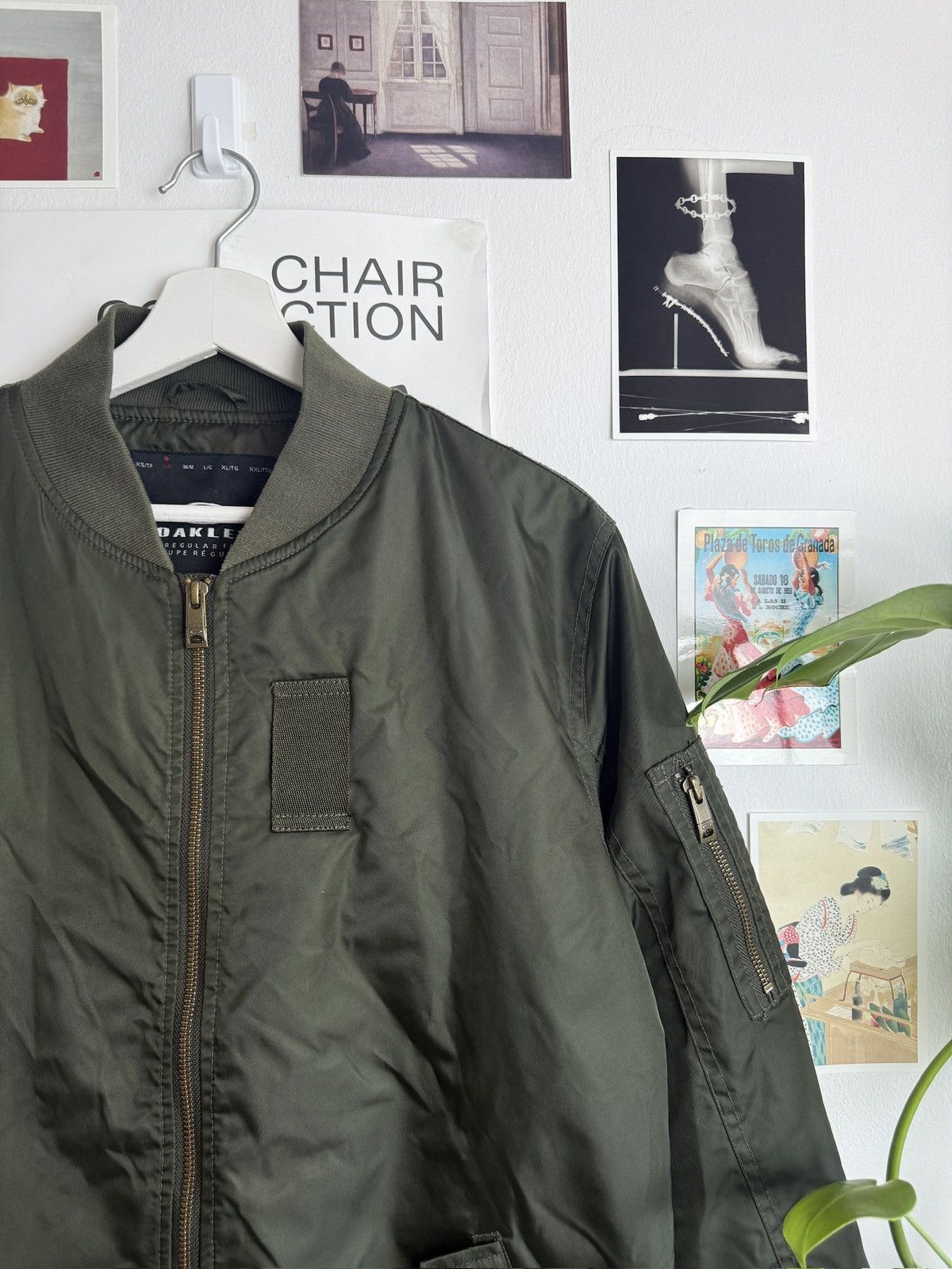 Oakley × Vintage Vintage Oakley boxy bomber jacket S military army gorpcore Size US S / EU 44-46 / 1 - 4 Thumbnail