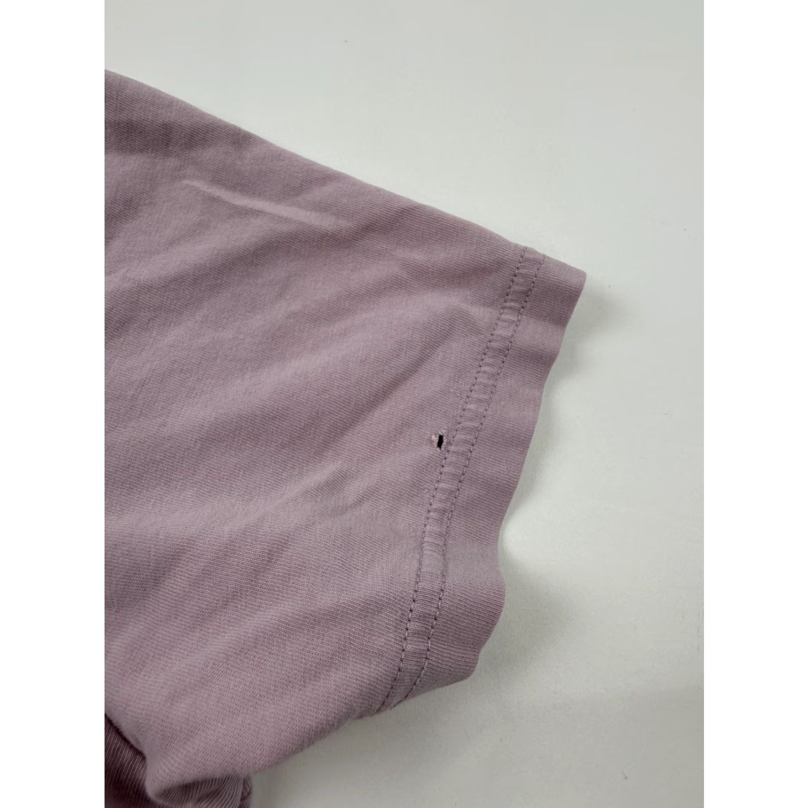 Uniqlo Uniqlo UT Shirt Adult Medium Purple Princess Peach Super Mario Nintendo Tee Size US M / EU 48-50 / 2 - 7 Thumbnail