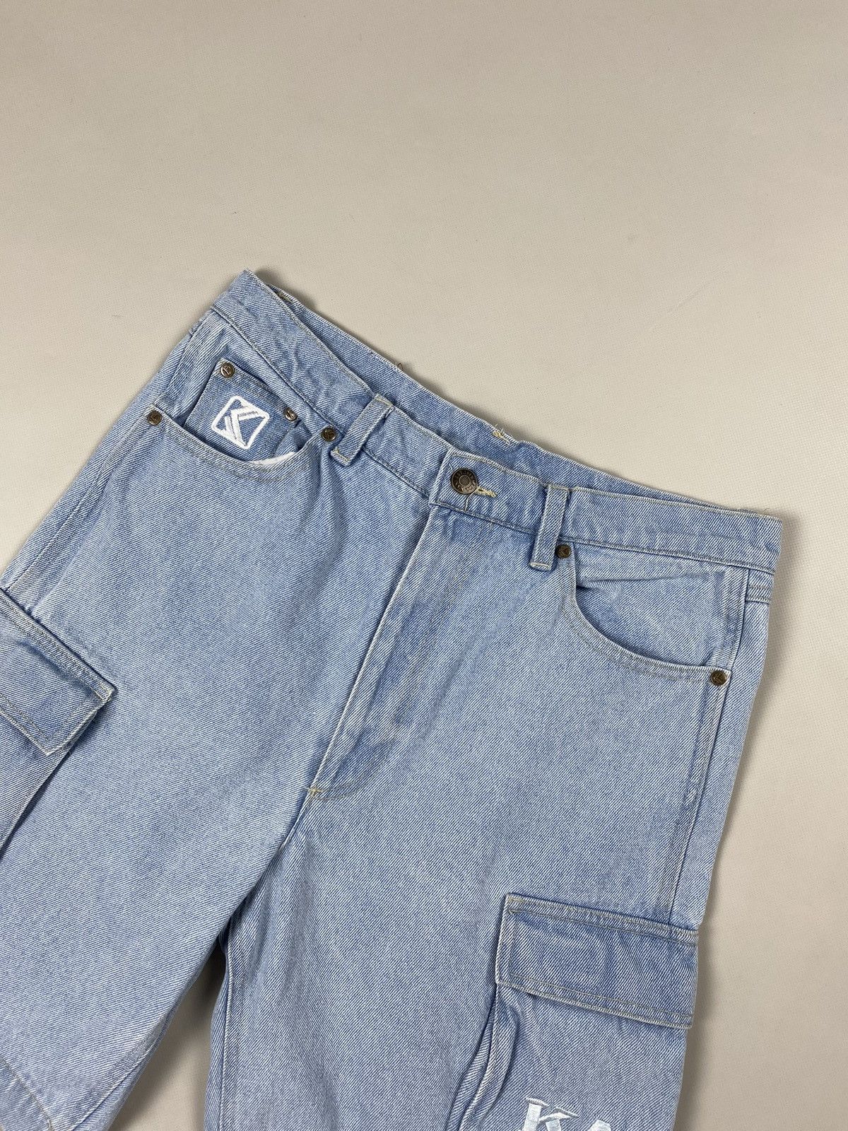 Karl Kani Karl Kani men’s Cargo denim Rap Baggy shorts size M Size US 32 / EU 48 - 2 Thumbnail