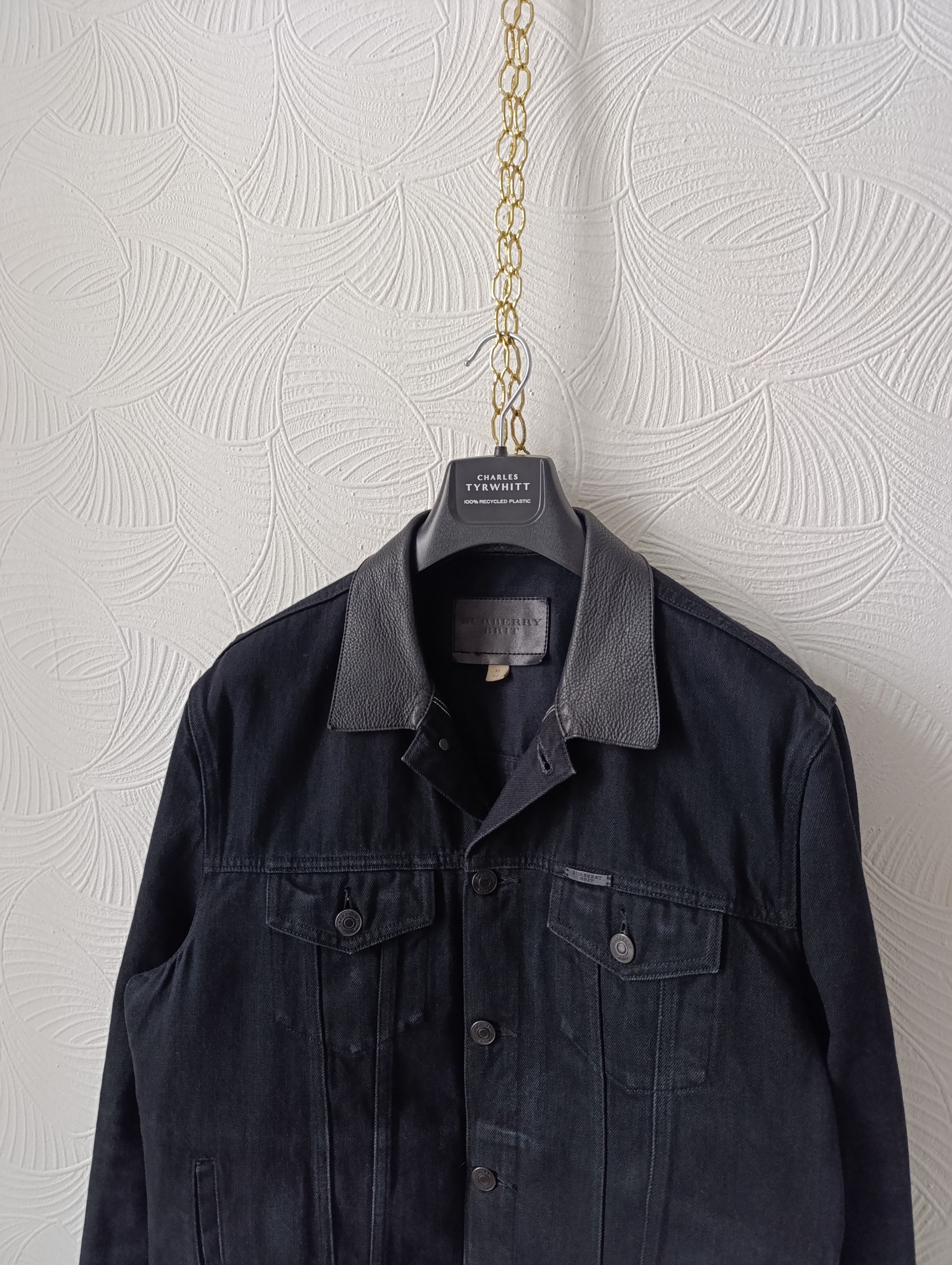Burberry BURBERRY BRIT SKIPPER TRIM FIT DENIM JACKET LEATHER COLLAR Size US XL / EU 56 / 4 - 2 Thumbnail