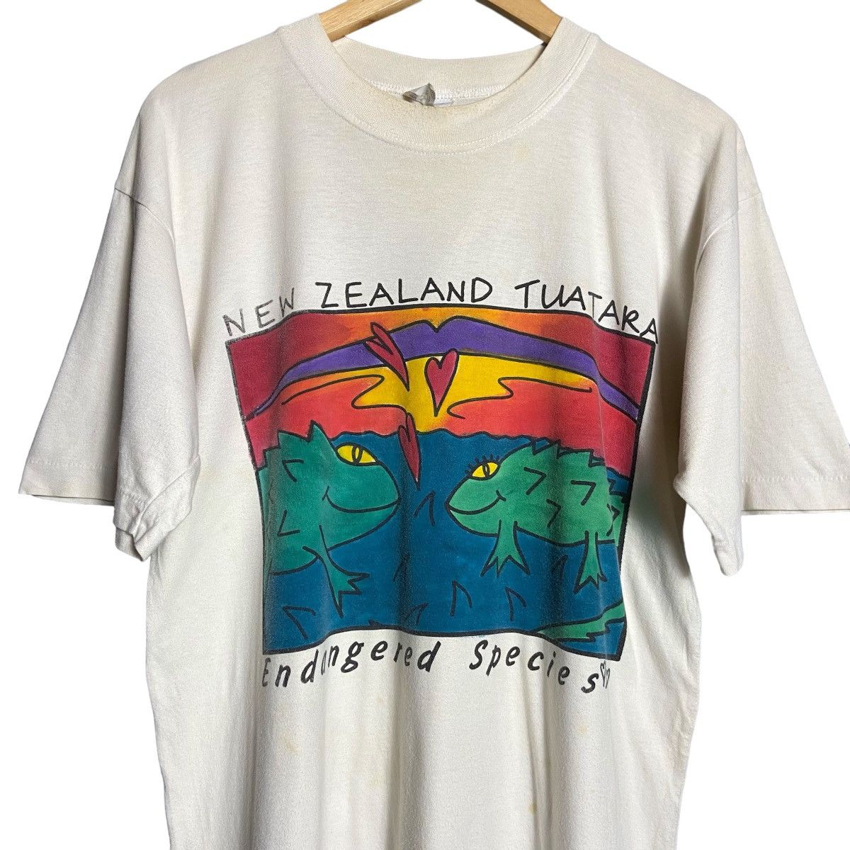 Vintage 90s New Zealand Tuatara Art Tee