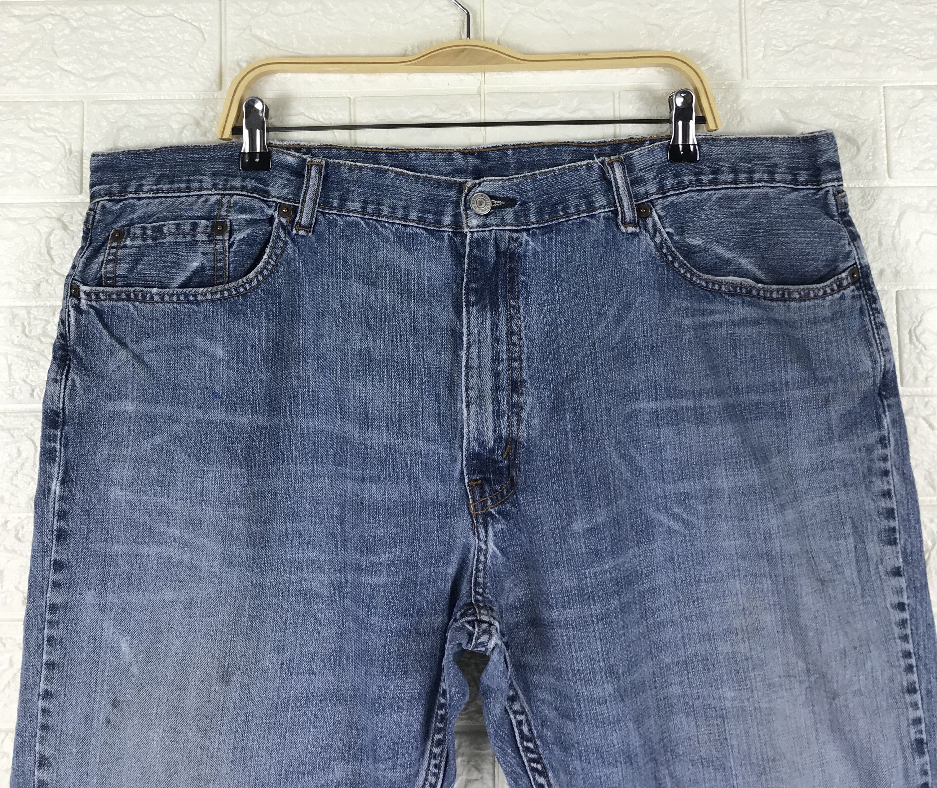 Levi's Vintage Levi's 559 Relaxed Straight Jeans Blue Washed Denim Size US 42 / EU 58 - 2 Thumbnail