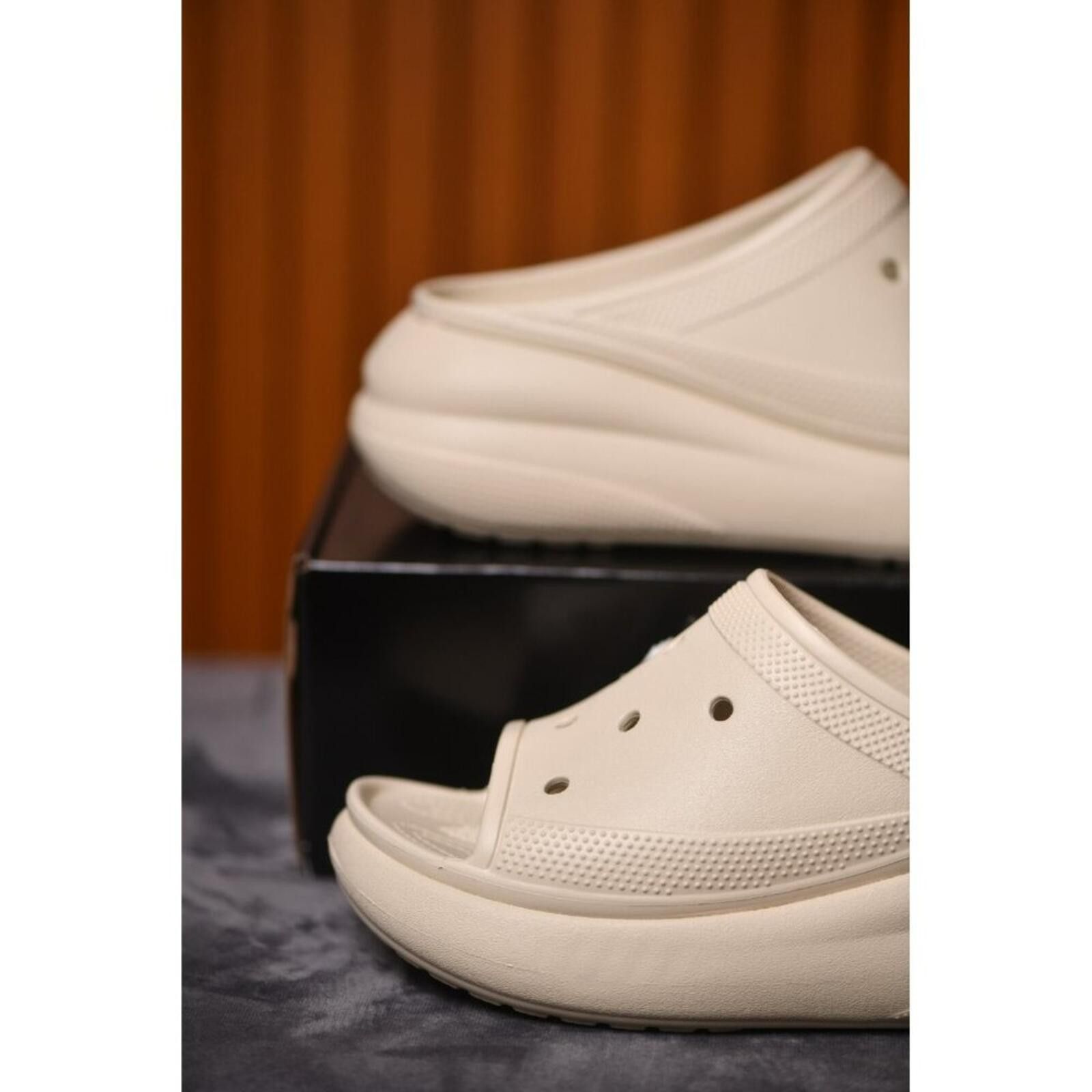 Crocs CROCS Crush Slide Unisex | Bone Color | 208731-2Y2 Size US 8 / IT 38 - 4 Thumbnail