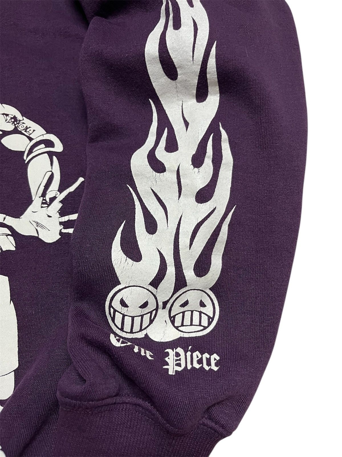 Anime One Piece Portgas D Ace Flame Sleeve Crewneck Sweatshirt Size US L / EU 52-54 / 3 - 6 Thumbnail