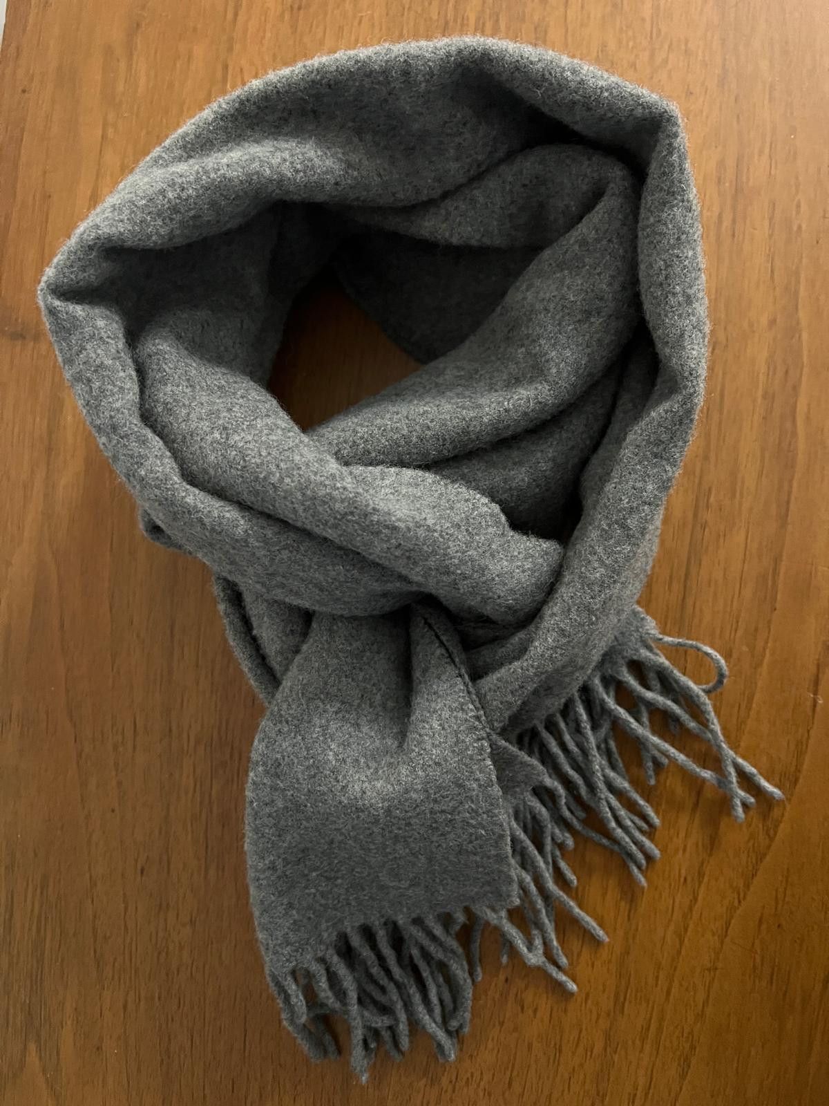 Moschino Moschino Grey Wool Scarf Size ONE SIZE - 1 Thumbnail