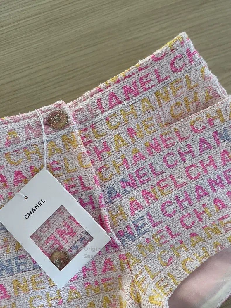 Chanel 24c pink logo shorts