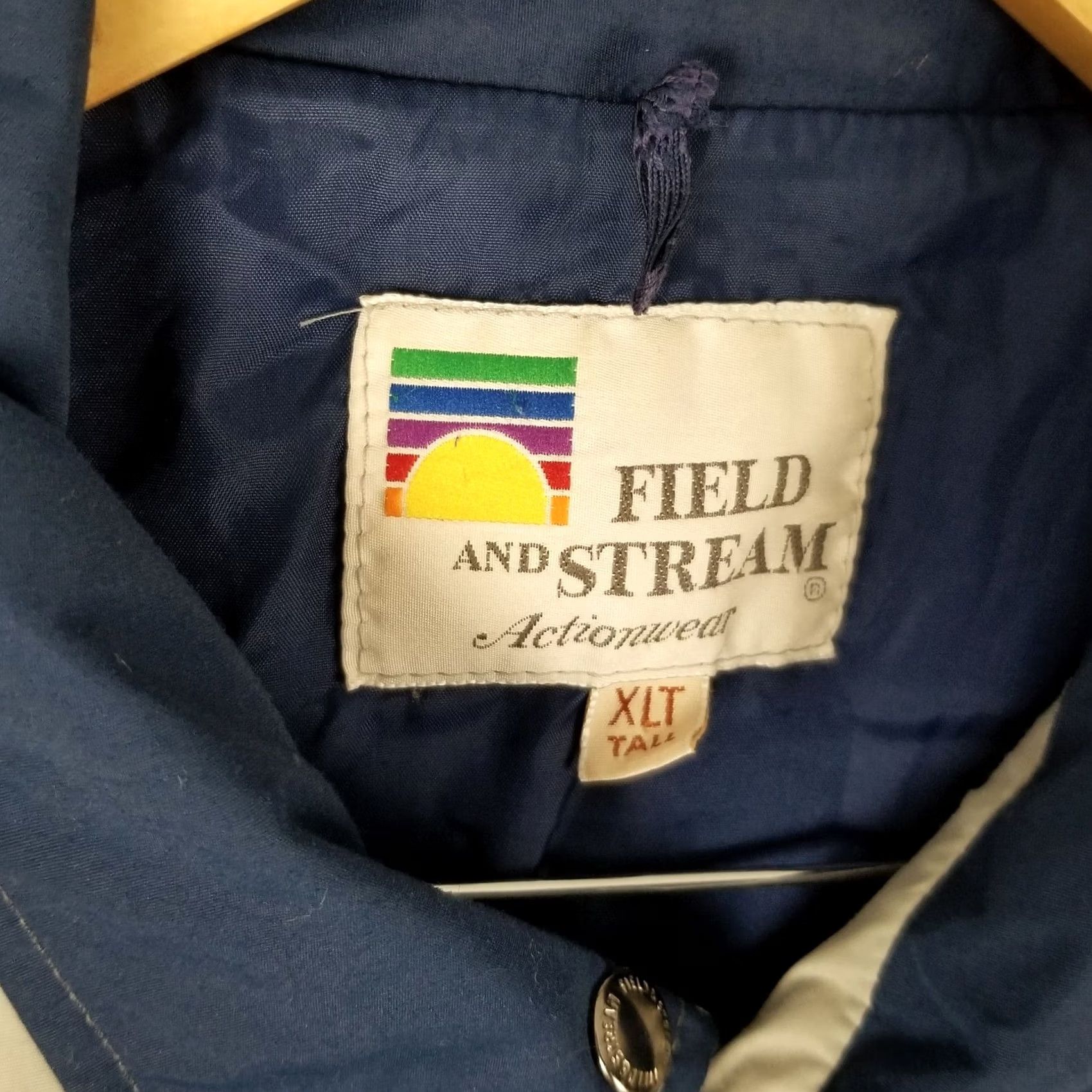 Vintage VINTAGE Field & Stream Bomber Jacket XLT Tall Gray Blue Stripe Pockets Lined Jacket Mens 80s 90s Outdoor Retro Size US XL / EU 56 / 4 - 2 Thumbnail