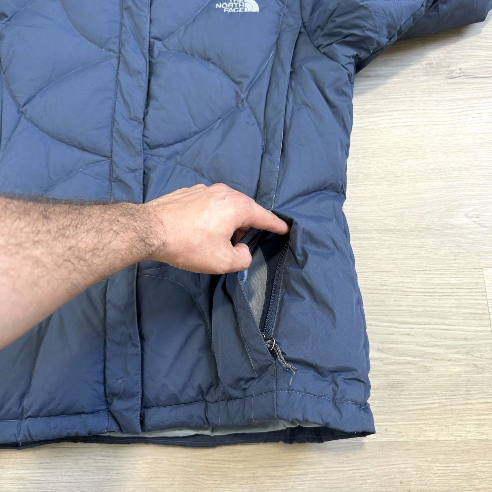 The North Face Vintage The North Face Jacket Women’s L Blue Down Puffer Quilted 600 Ski Ice Size L / US 10 / IT 46 - 5 Thumbnail
