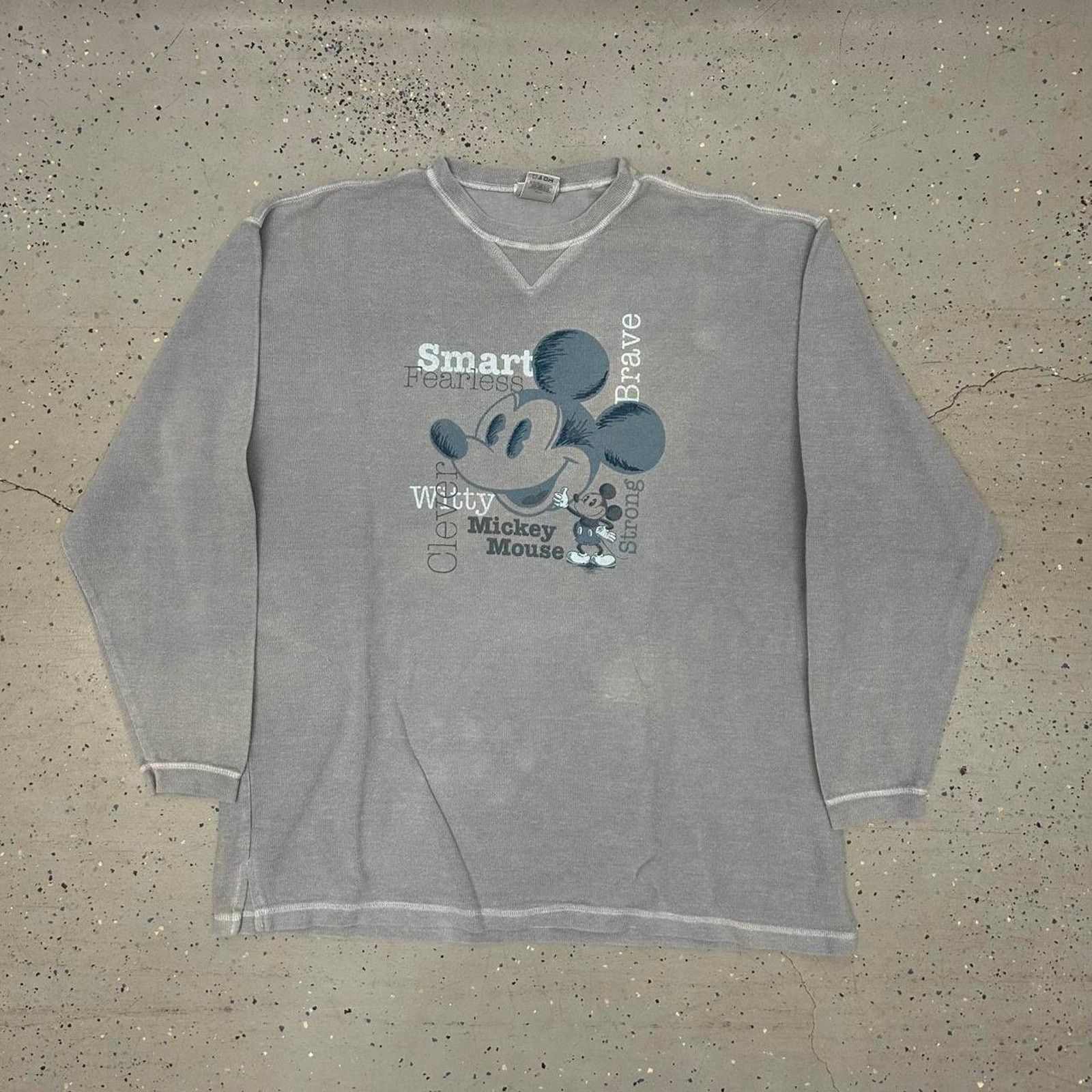 Disney Y2K Grey/Blue Disney Mickey Mouse sweatshirt Size XL / US 12-14 / IT 48-50 - 1 Thumbnail