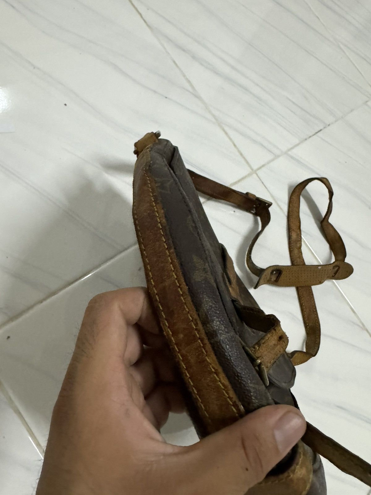 Louis Vuitton × Vintage Vintage Louis Vuitton Chantilly Swiss made shoulder bag Size ONE SIZE - 6 Thumbnail