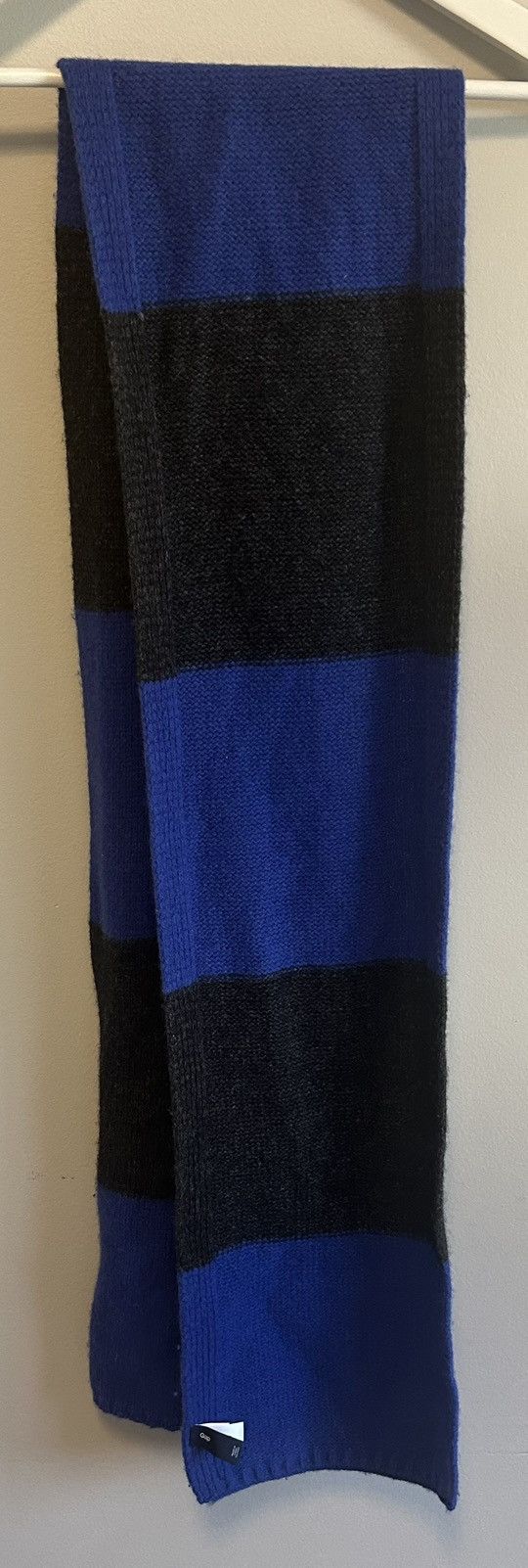 Gap Gap Men’s Blue & Dark Grey Winter Scarf - Lamb’s Wool Size ONE SIZE - 1 Thumbnail