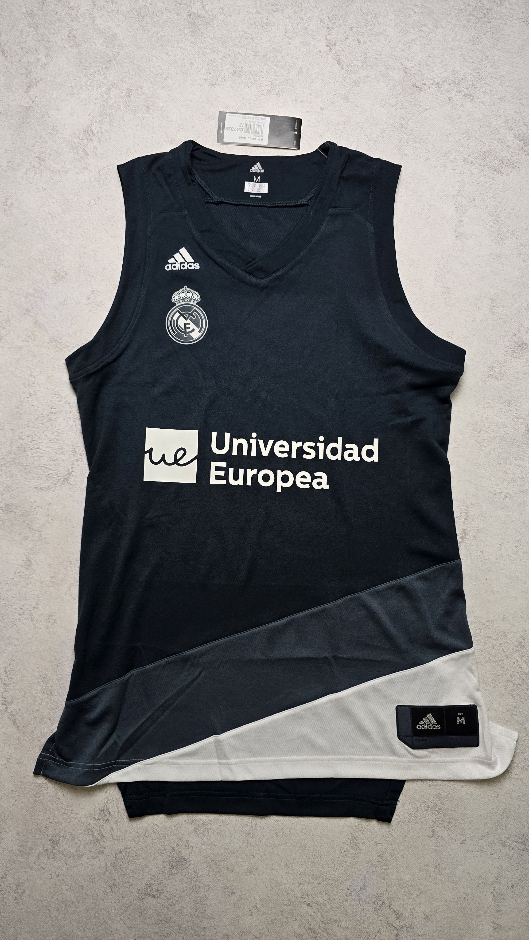 Adidas Adidas Real Madrid 2018-19 Away Basketball Jersey Size US M / EU 48-50 / 2 - 1 Thumbnail