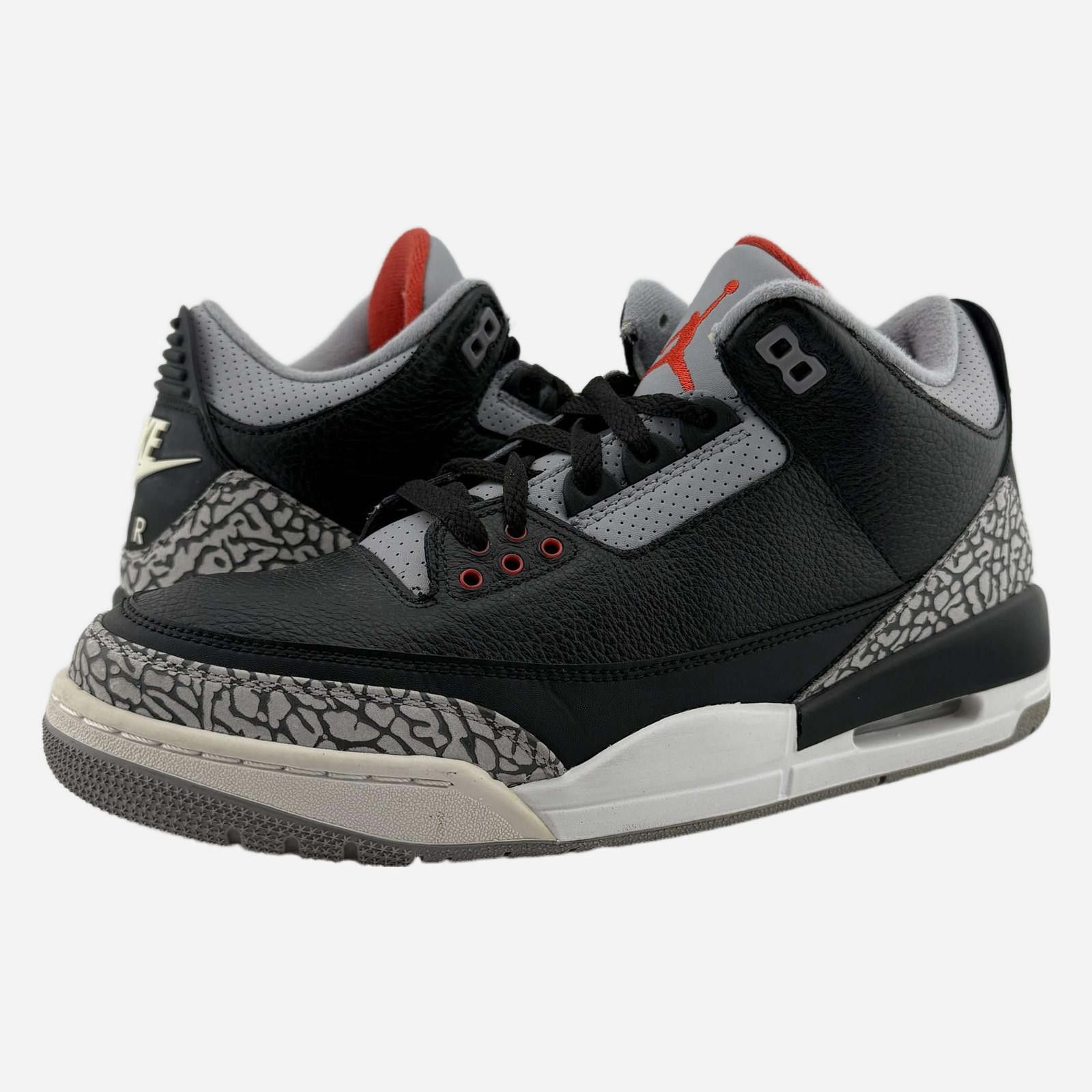 Jordan Brand Jordan 3 Black Cement 2018 US 9 Used No Box Size US 9 / EU 42 - 1 Thumbnail
