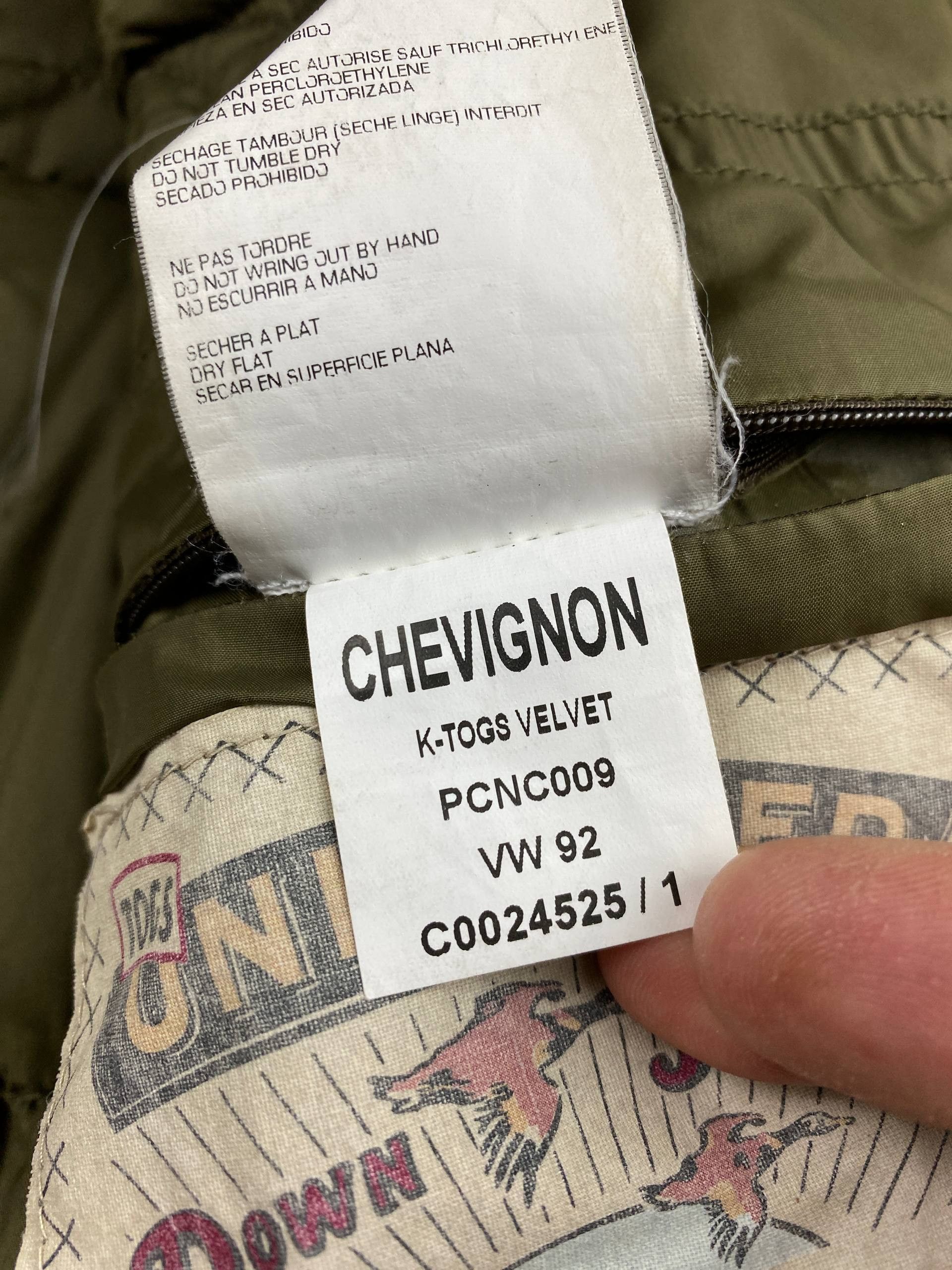 Chevignon Vintage Chevignon Togs Puffer Jacket Down Boxy Cropped Short Size US L / EU 52-54 / 3 - 13 Thumbnail
