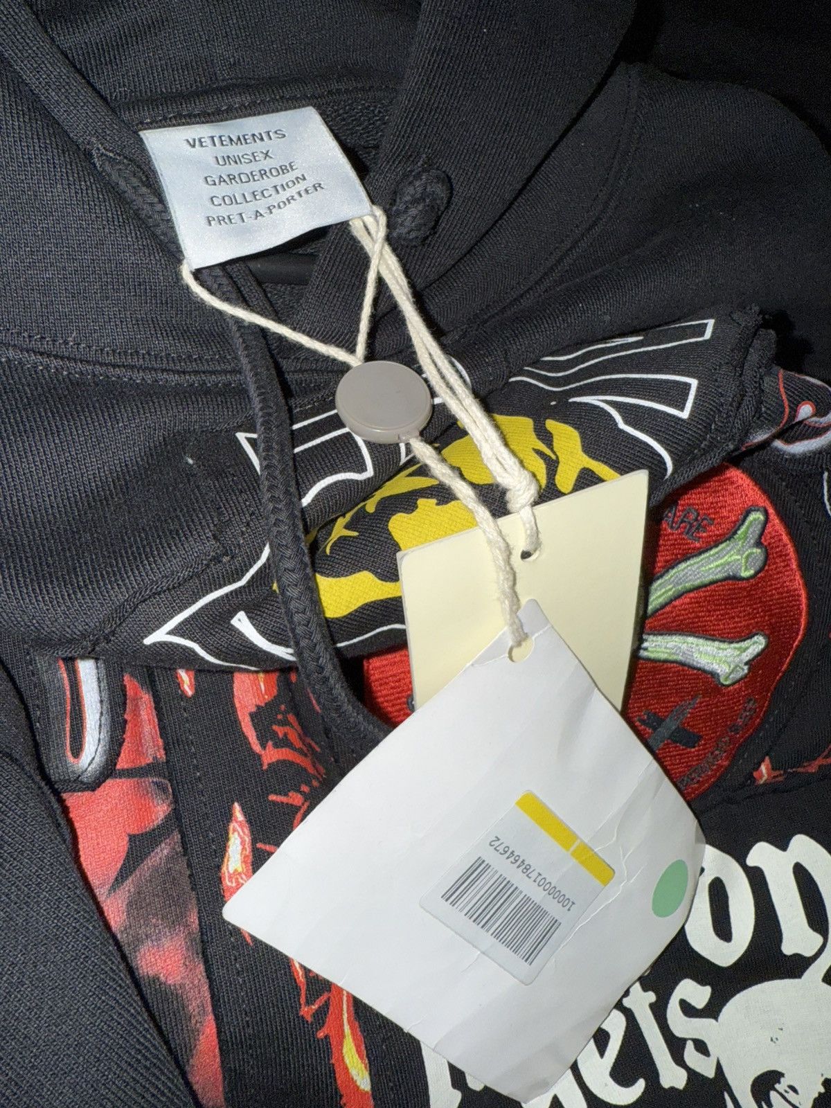 Vetements Vetements Metal Patch Logo Hoodie Black XS Size US XS / EU 42 / 0 - 6 Thumbnail