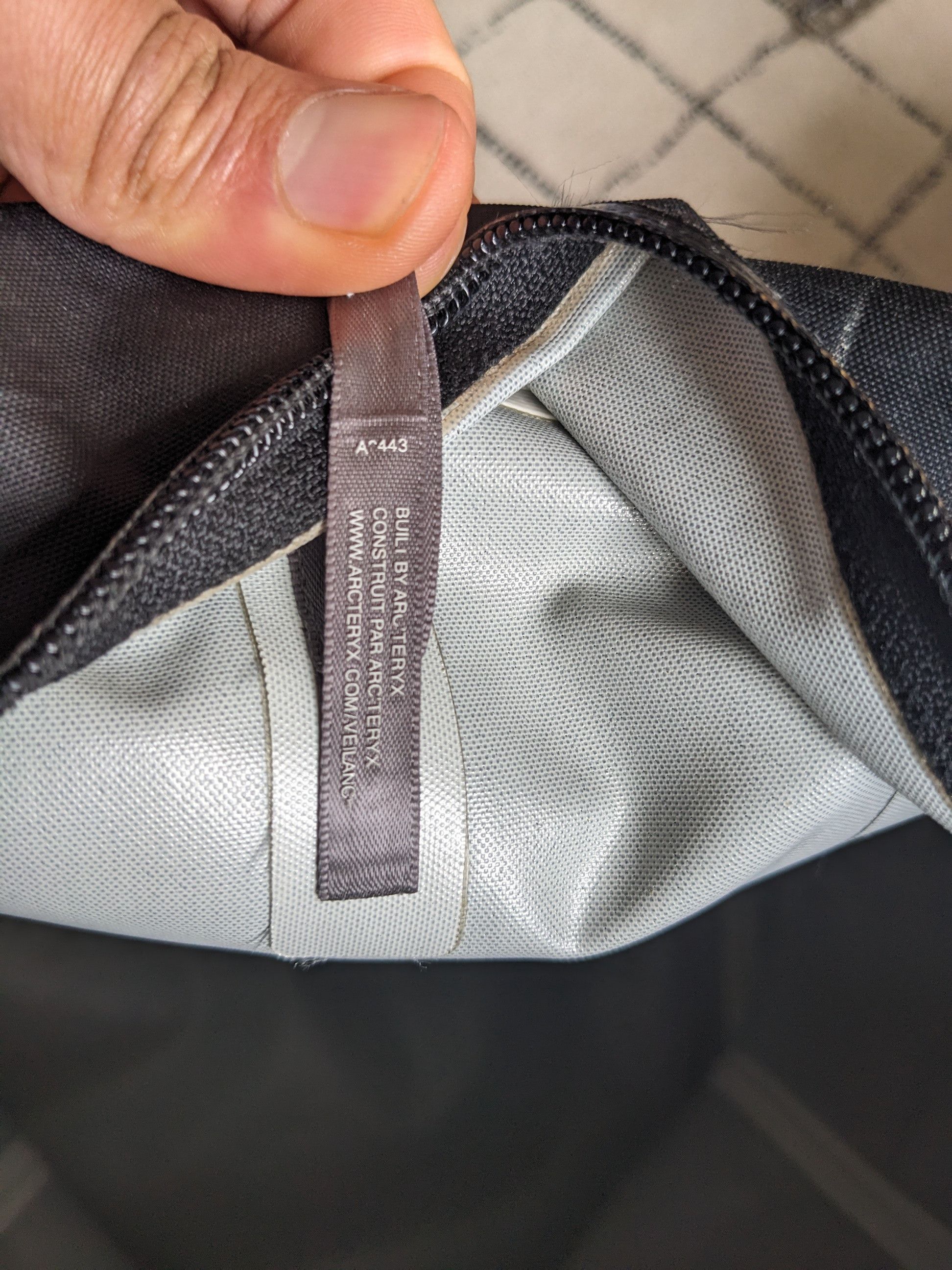 Veilance Arcteryx Veilance Seque Tote Bag Size ONE SIZE - 6 Thumbnail